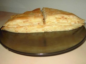 Пирог из блинов с сыром