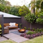Как сделать двор вашего дома уютным?