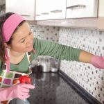 Как отмыть жир на кухне